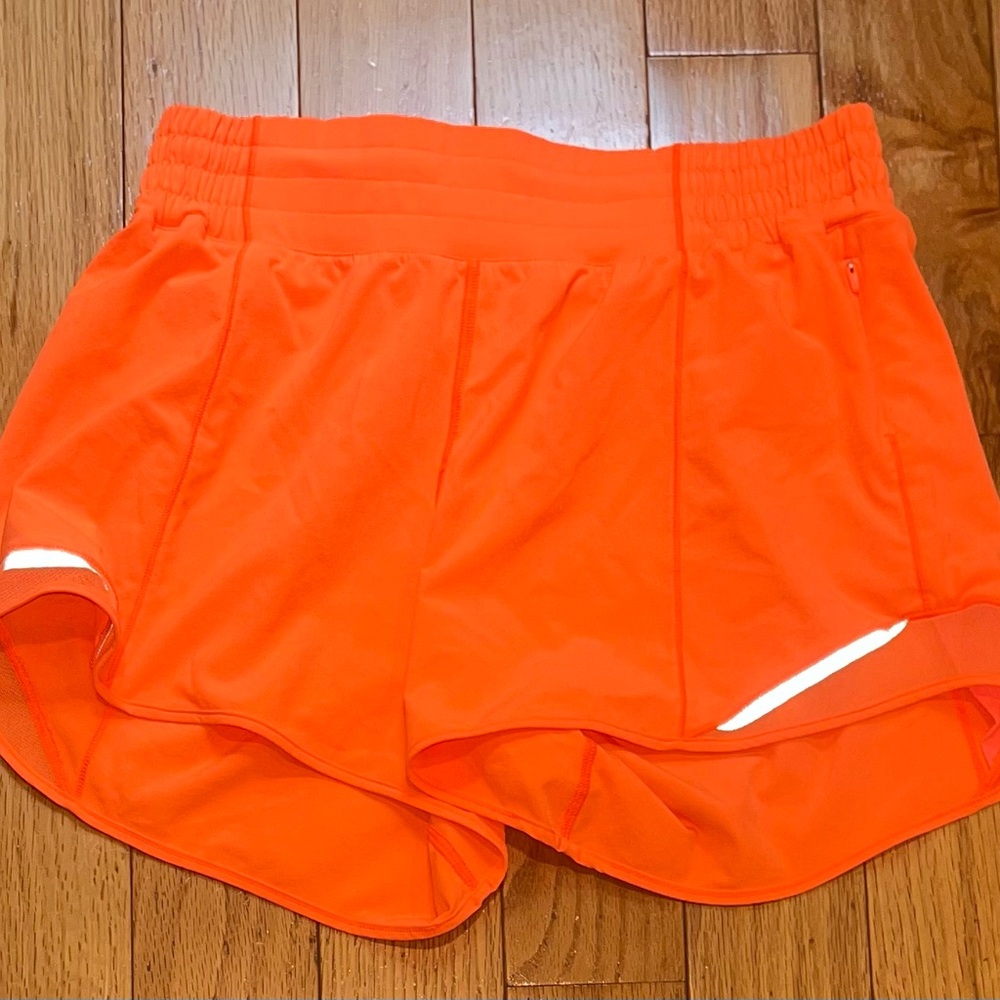 Lululemon Hottie Hot High Rise Short 4”